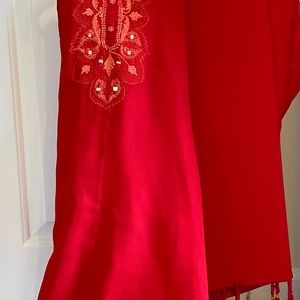 Indian outfit: Three piece Salvar and kameez